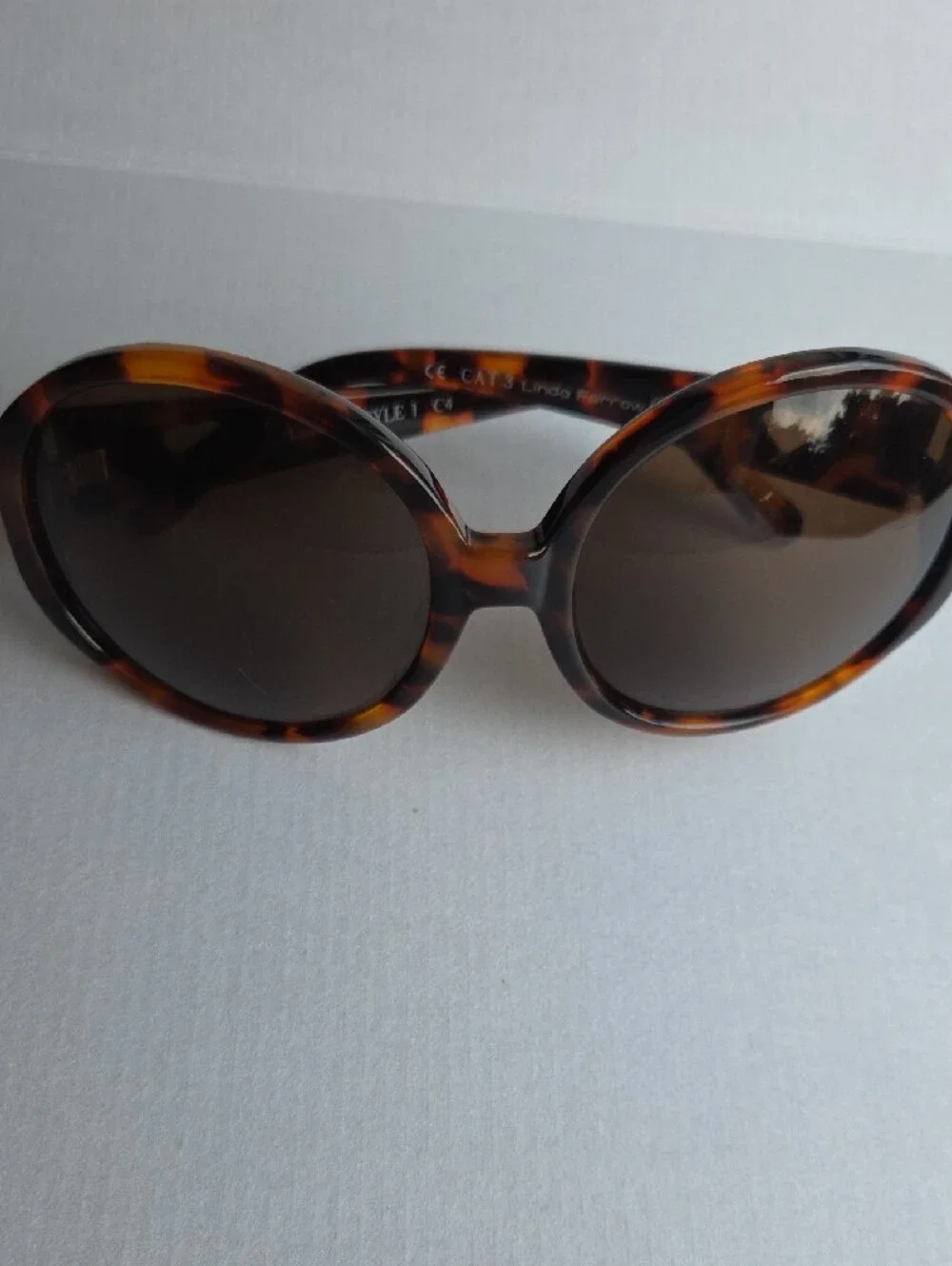 Women's Round Tortoiseshell Sunglasses - Brown Lenses